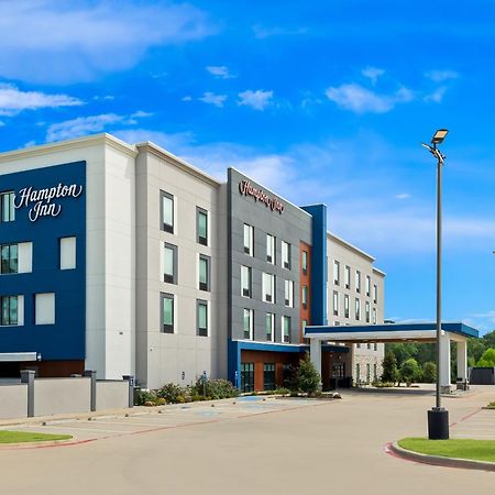 Hampton Inn Лонгвю Екстериор снимка