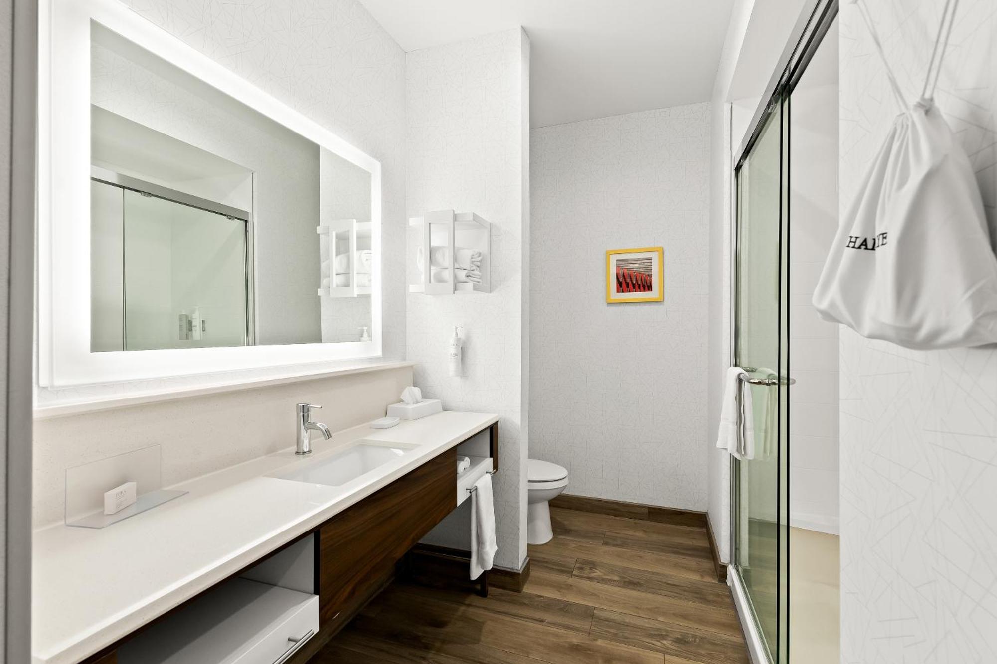Hampton Inn Лонгвю Екстериор снимка